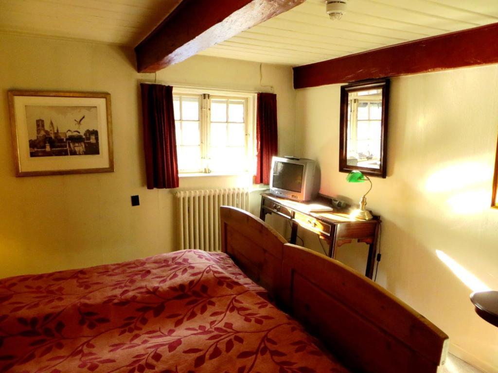 Weis Stue Hotel Ribe Room photo